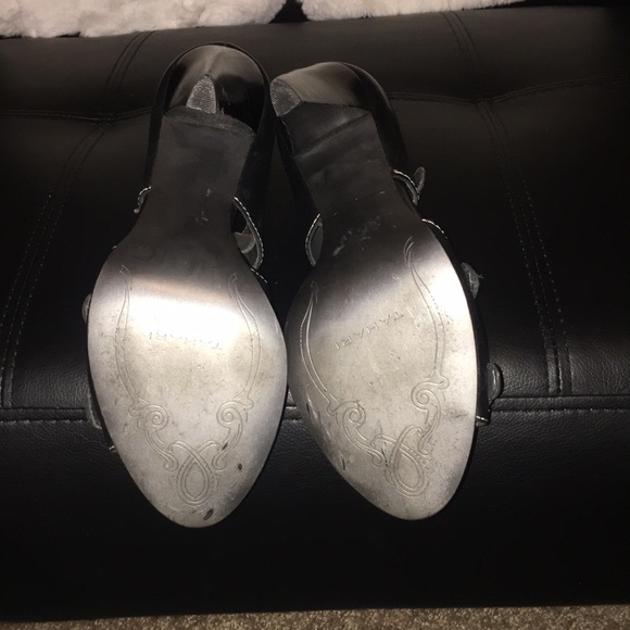 Sz 8 Tahari buckle white stick detail heels - Picture 4 of 5